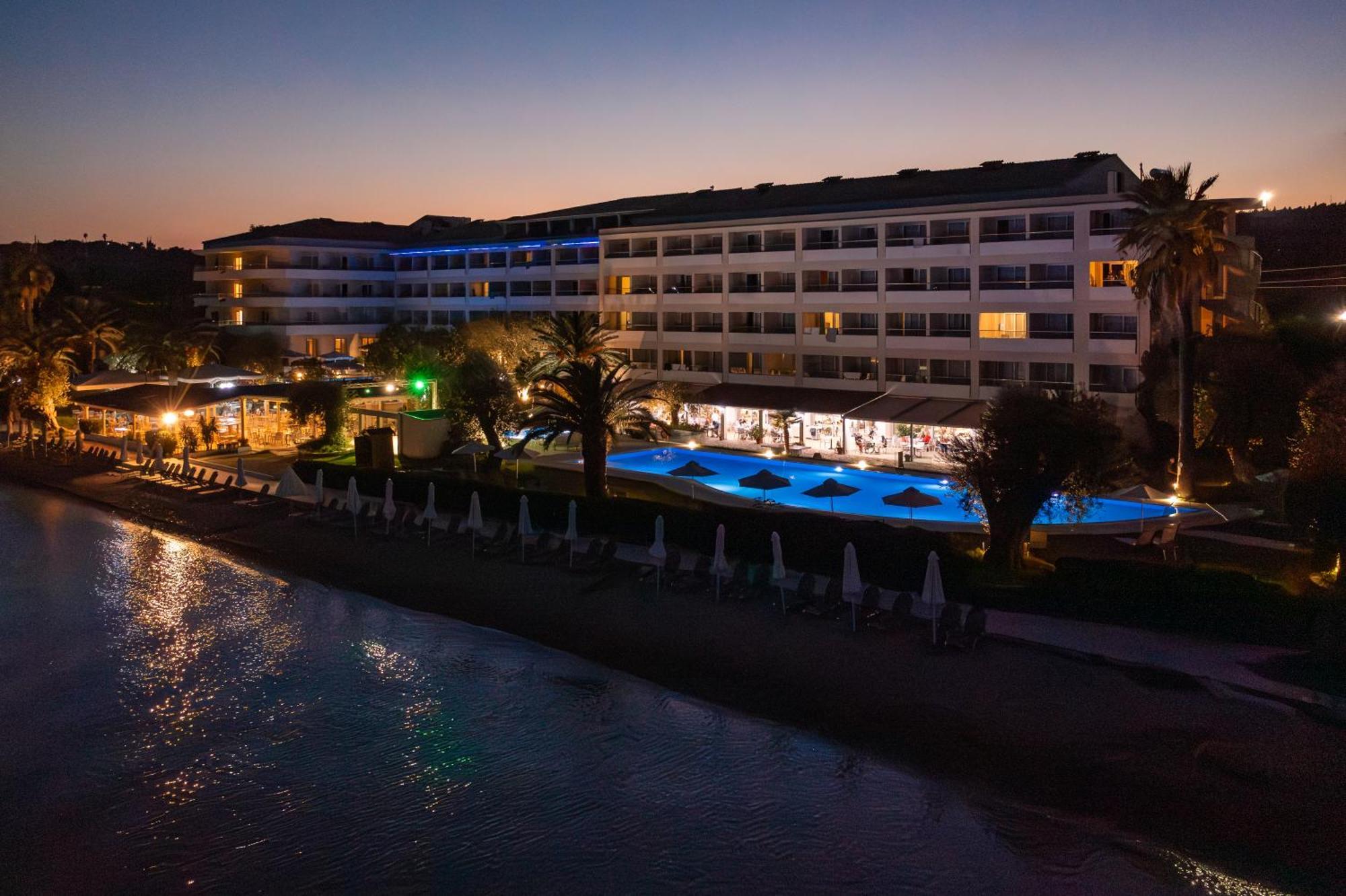 Elea Beach Hotel Dassia  Esterno foto