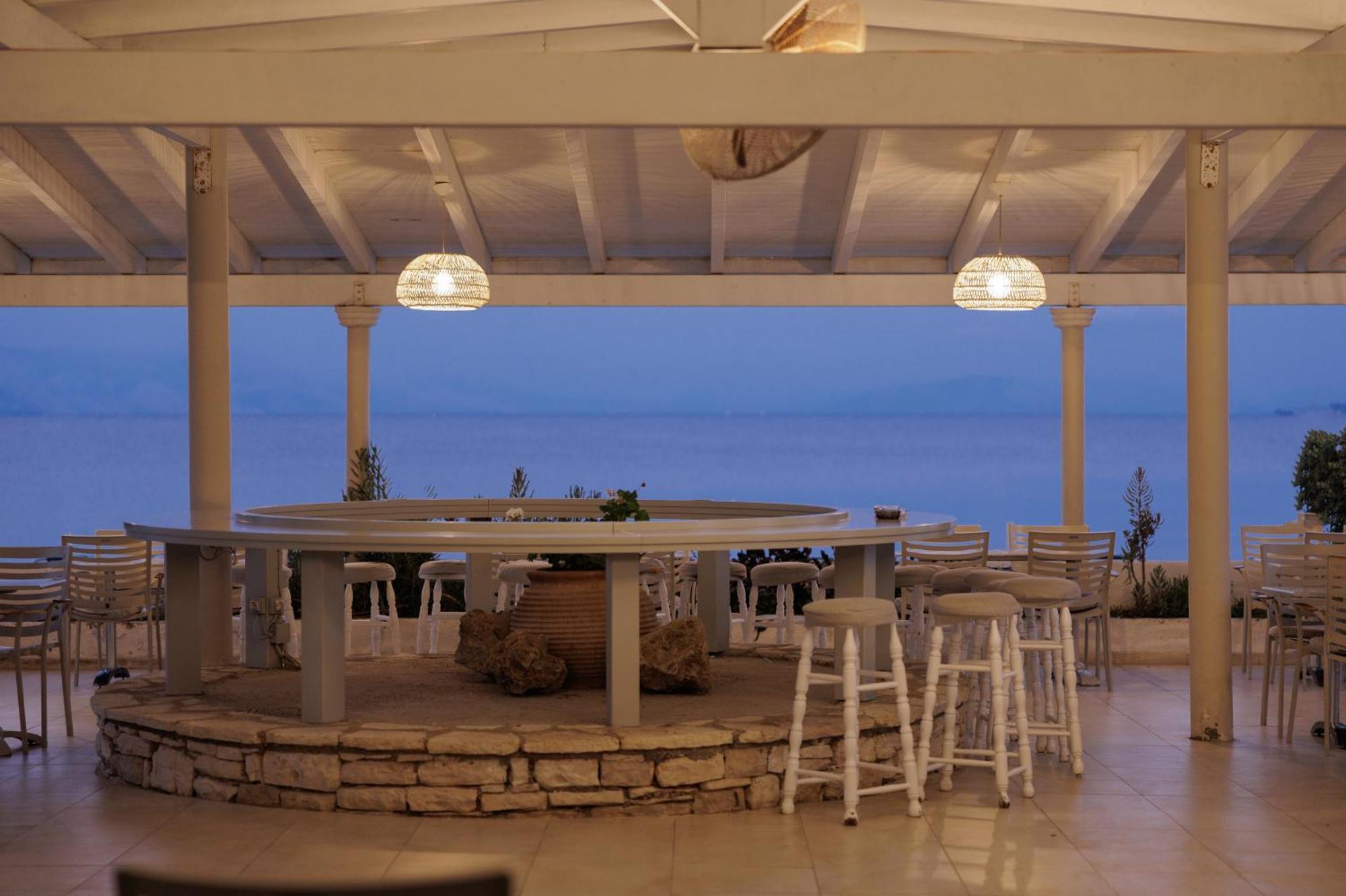 Elea Beach Hotel Dassia  Esterno foto