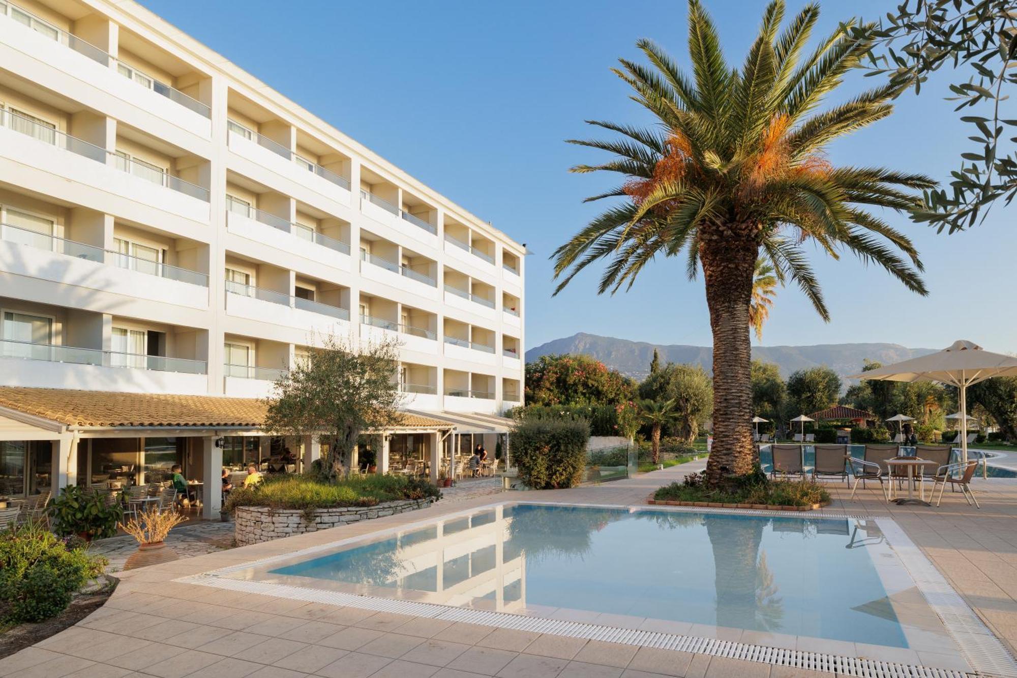 Elea Beach Hotel Dassia  Esterno foto