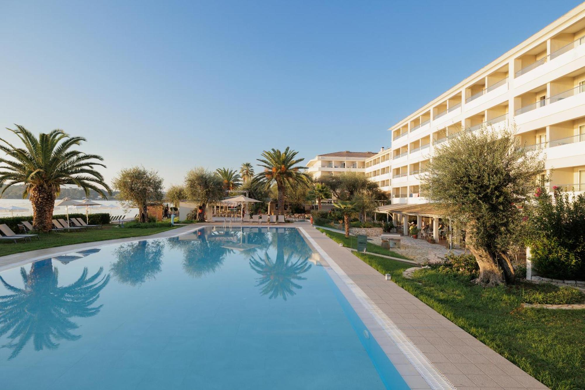 Elea Beach Hotel Dassia  Esterno foto