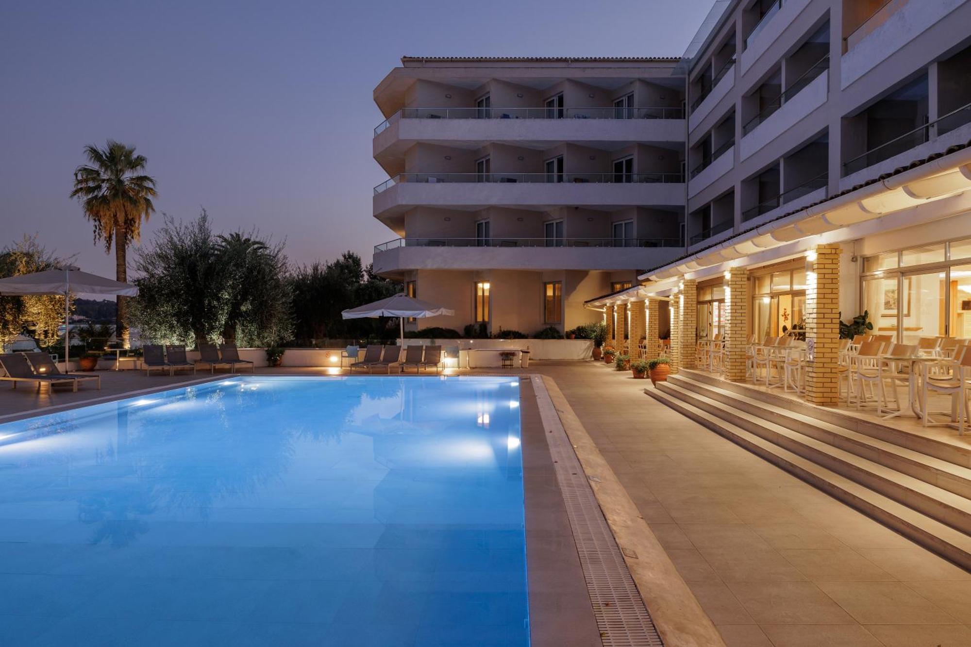 Elea Beach Hotel Dassia  Esterno foto