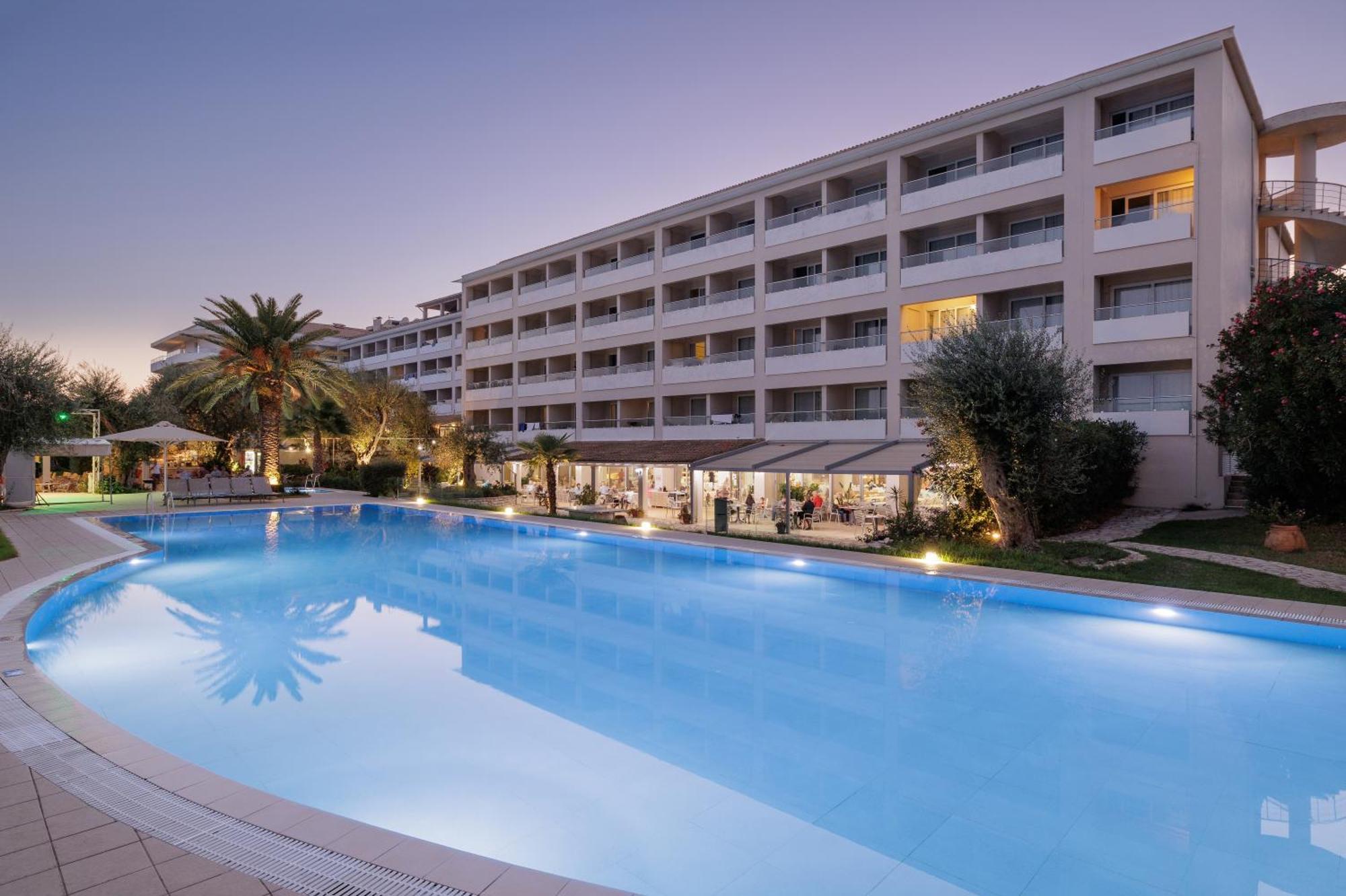 Elea Beach Hotel Dassia  Esterno foto