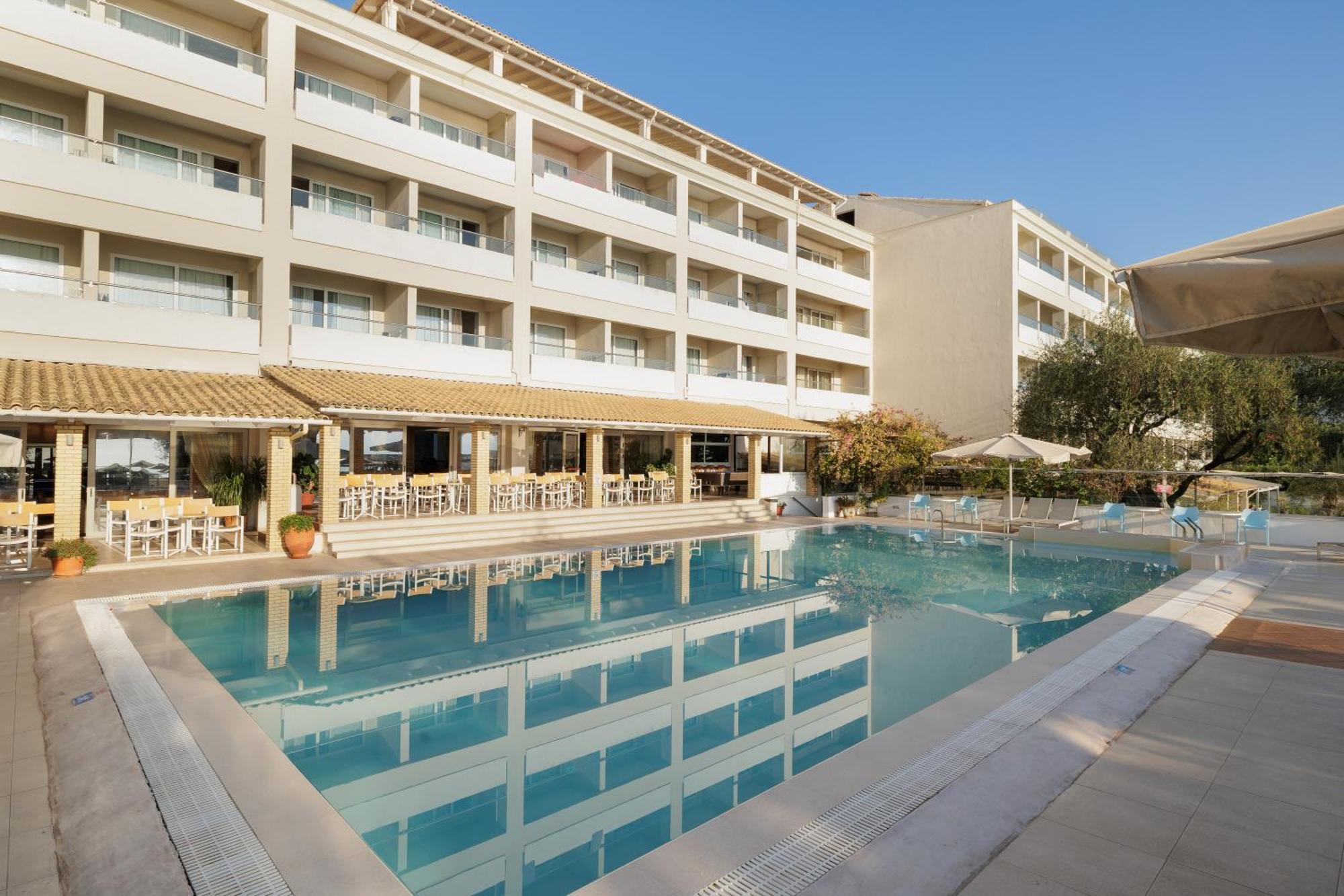 Elea Beach Hotel Dassia  Esterno foto